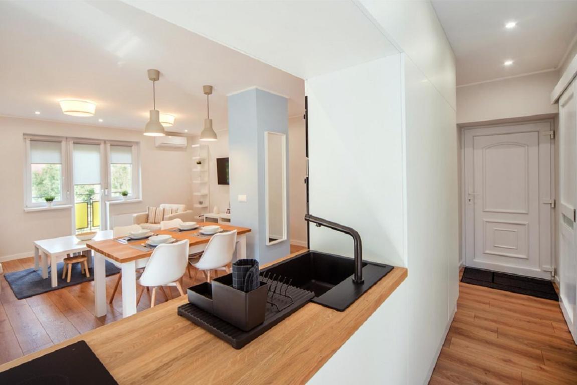 Res Apartman Эгер Экстерьер фото