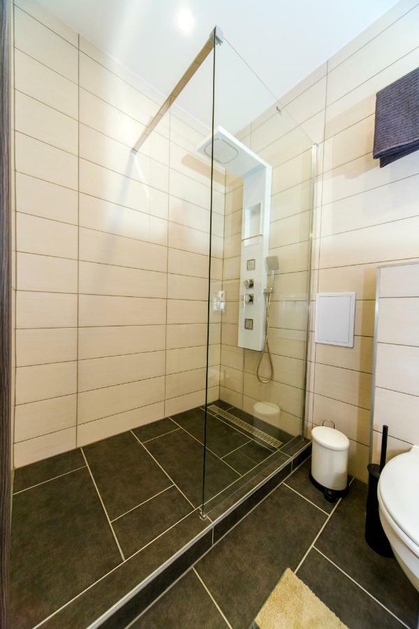 Res Apartman Эгер Экстерьер фото