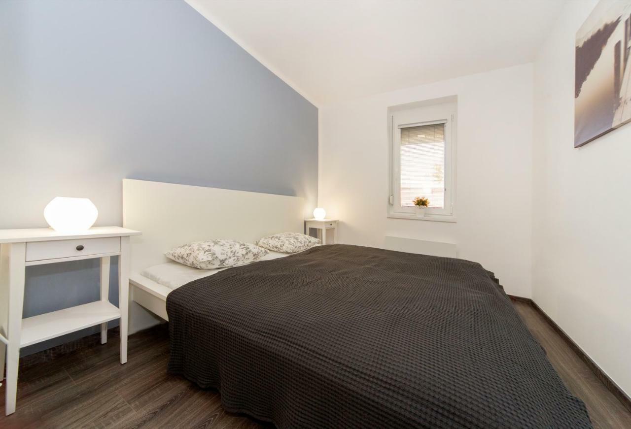 Res Apartman Эгер Экстерьер фото
